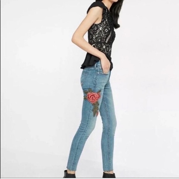 EXPRESS JEANS, embroidered Jeans - Picture 2 of 9